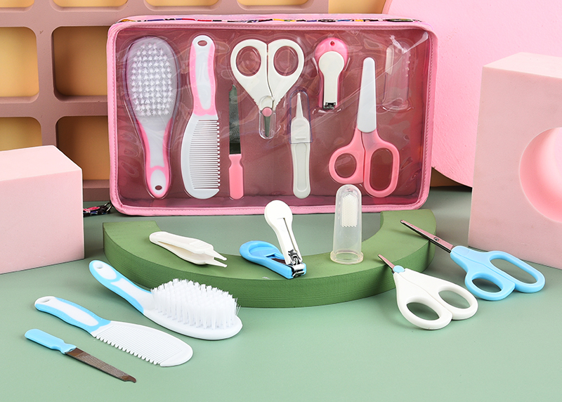 What are the items in a baby manicure set?