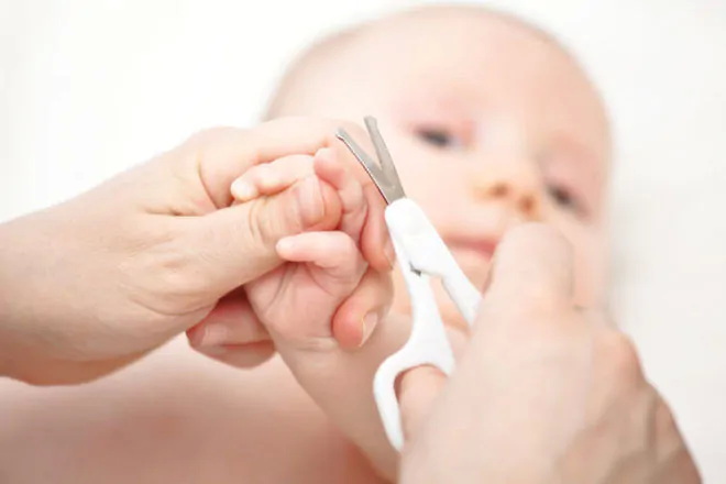 What to Look for When Buying Baby Nail Care Products