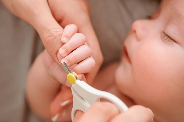 How to Safely Trim Your Baby's Nails Without Injury